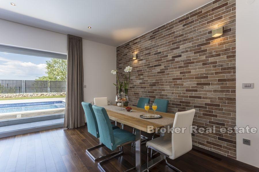 Split - Newly built modern house with pool