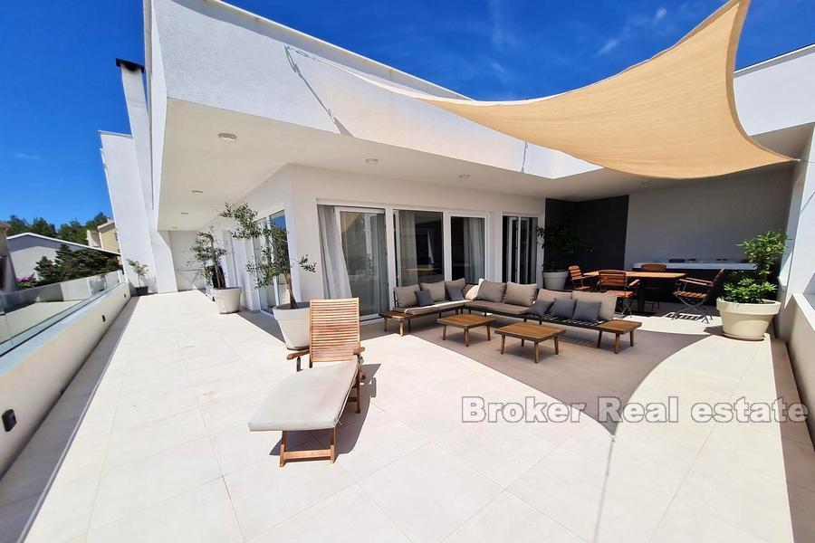 Øya Hvar - Nybygde strandpromenaden villa med virksomheten plass