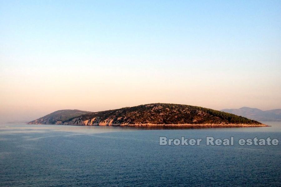 Wyspa Ciovo - Działka budowlana w pierwszym rzędzie do morza