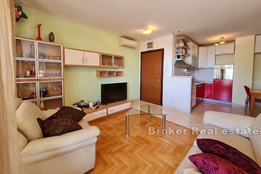 Split - Znjan, dwupokojowy apartament z widokiem na morze