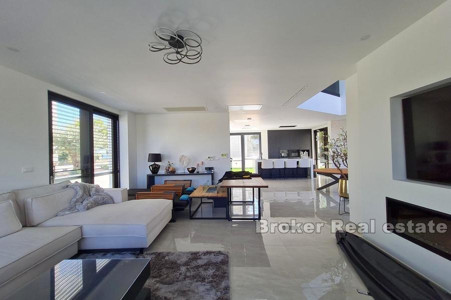 Ostrov Čiovo - Nově postavená luxusní vila