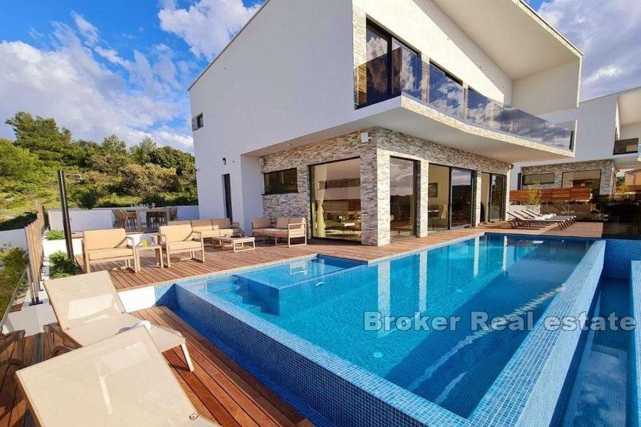 Rogoznica - Luxusná vila s nádherným výhľadom na more