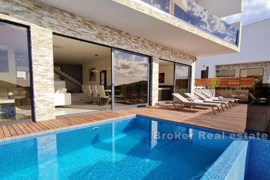 Rogoznica - Luxusná vila s nádherným výhľadom na more