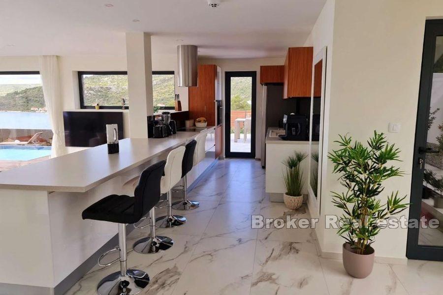 Rogoznica - Luxusná vila s nádherným výhľadom na more