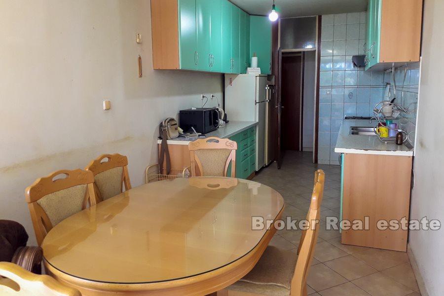 Split, Trstenik, comfortable four bedroom apartment