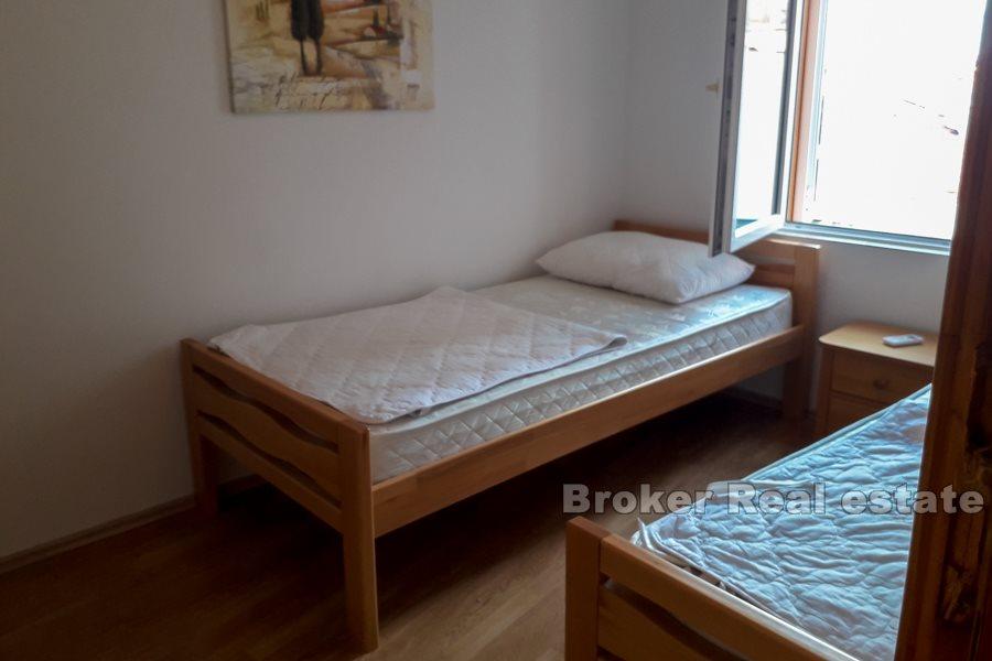 Split, Center - Varos, house in a block on two floors
