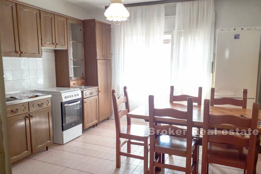 Split, Visoka, tre-roms leilighet med terrasse