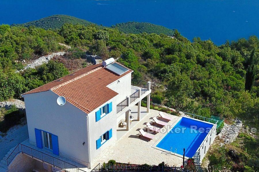Korčula - House with swimming pool and panoramic view