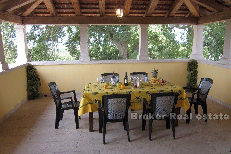 Niedaleko Poreča - Przestronna posiadłość z basenem