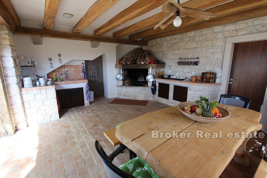 Niedaleko Poreča - Przestronna posiadłość z basenem