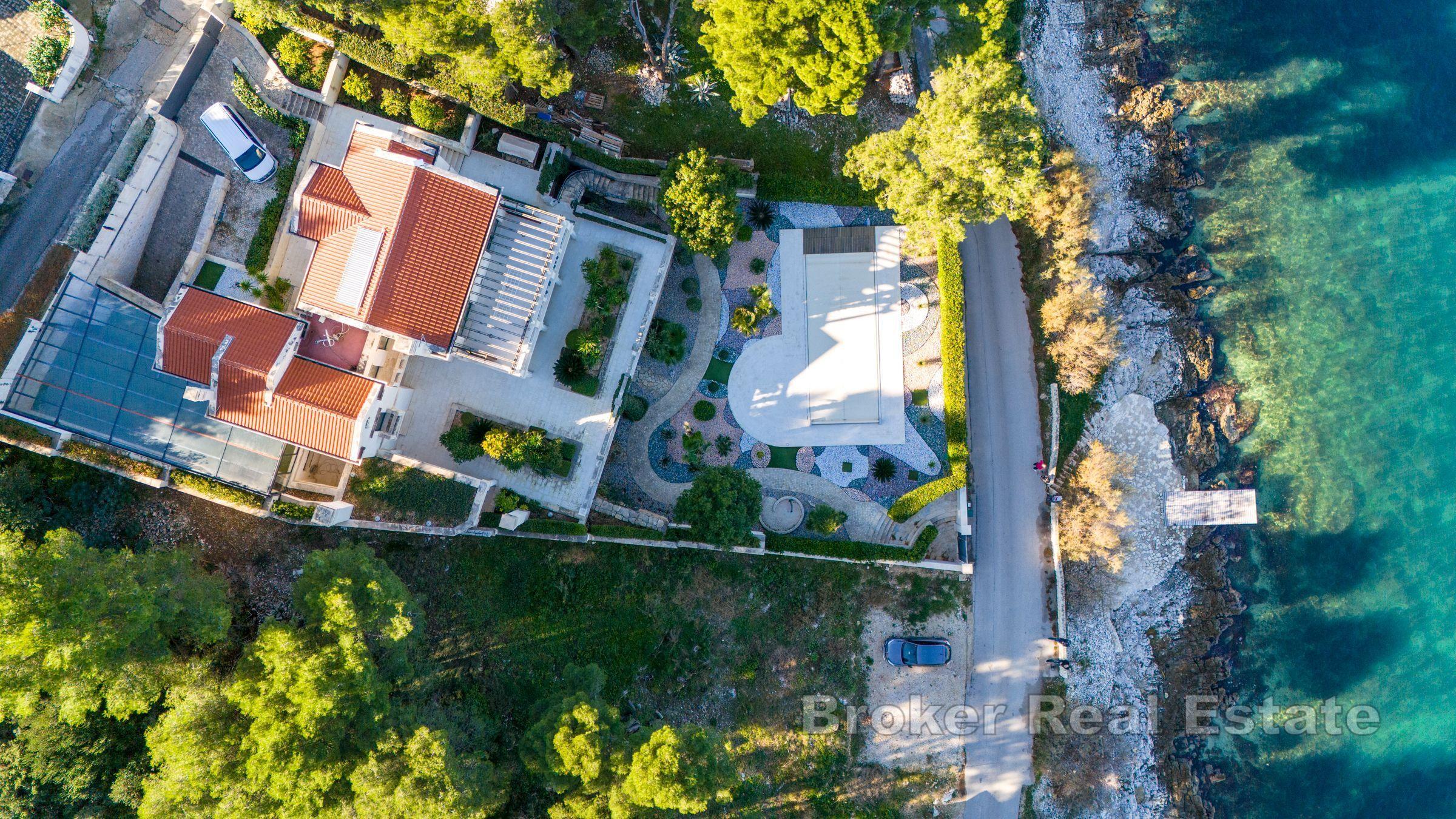 Ostrov Čiovo - Krásná vila v první řadě u moře