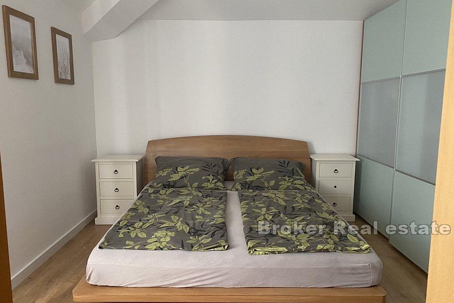 Opatija - Dreizimmerwohnung mit Pool- und Meerblick