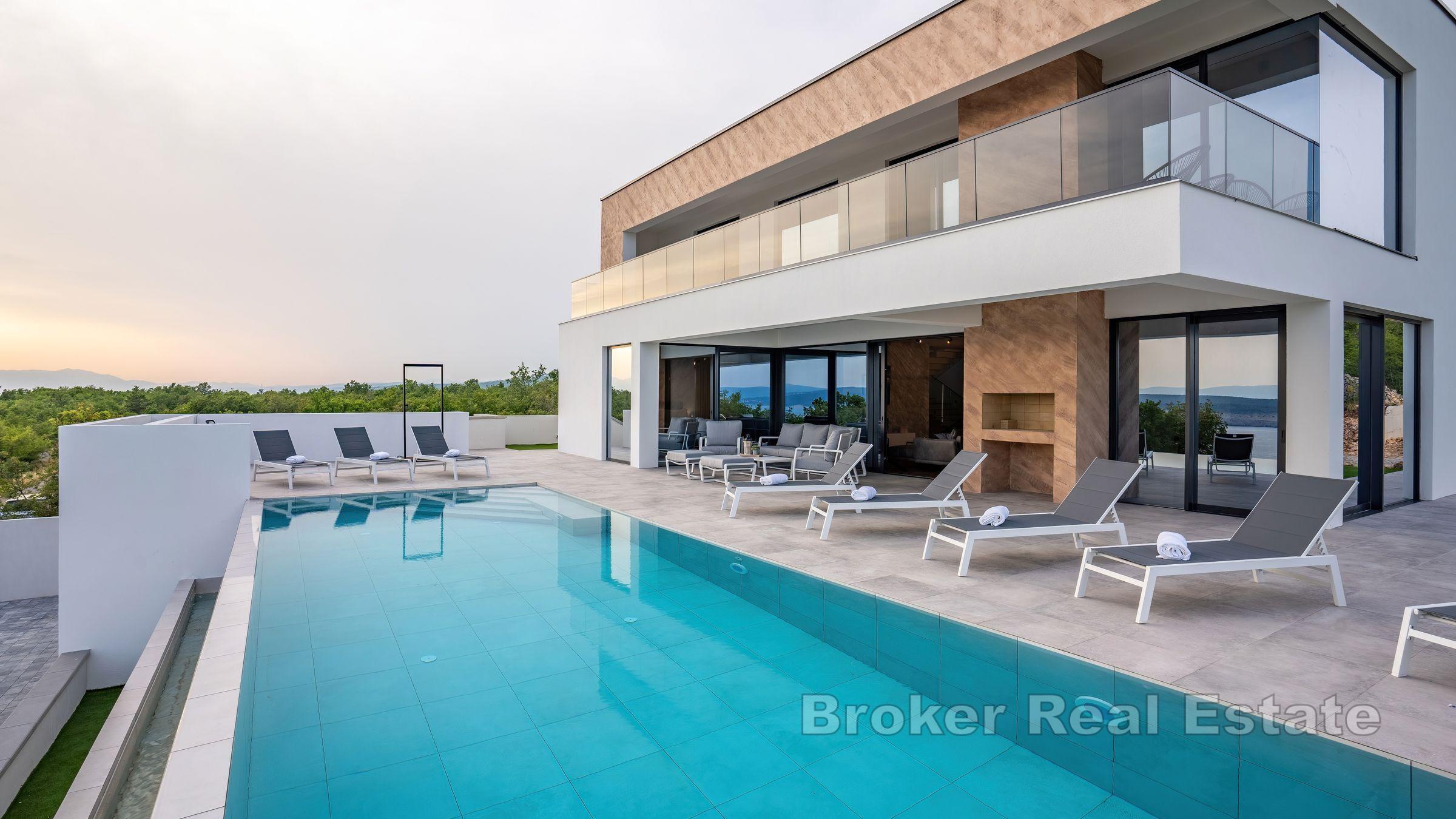 Villa con vista mare aperta