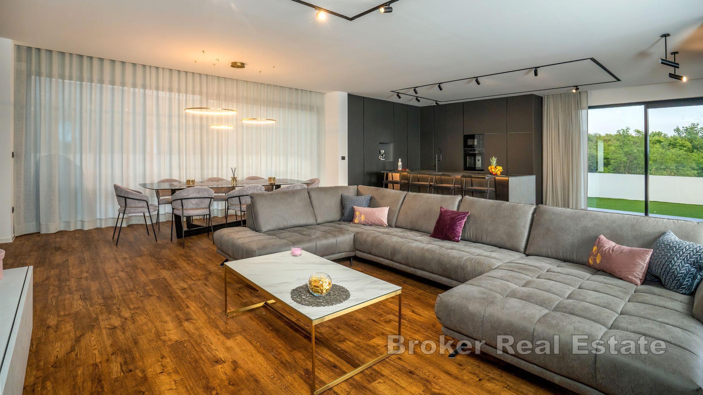 Villa con vista mare aperta