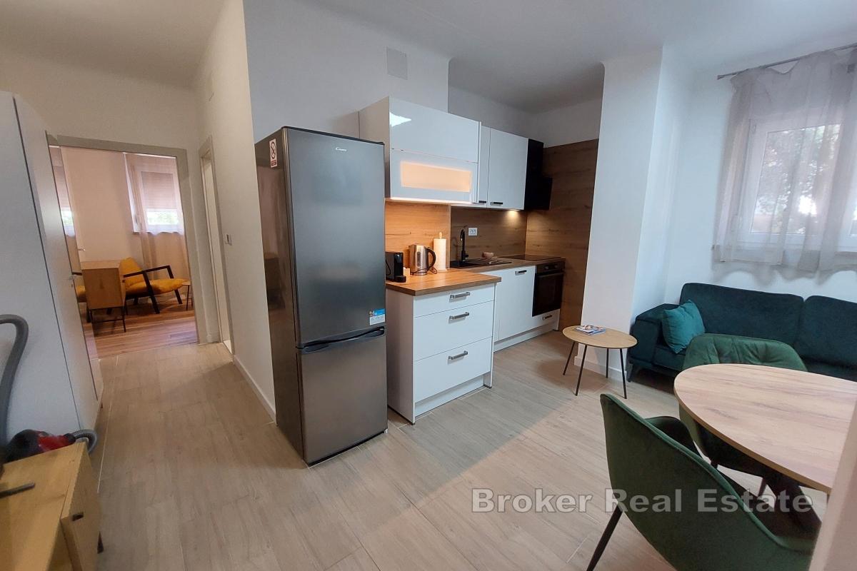 Appartement moderne de deux chambres dans un emplacement attrayant