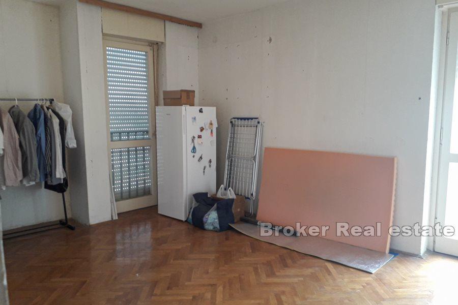 Split, Spinut, comfortable four bedrooms apartment