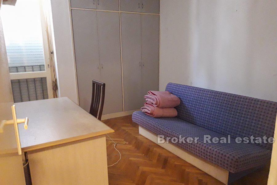 Split, Spinut, comfortable four bedrooms apartment