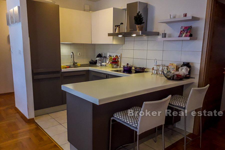 Split, Znjan, comfortable three bedrooms apartment