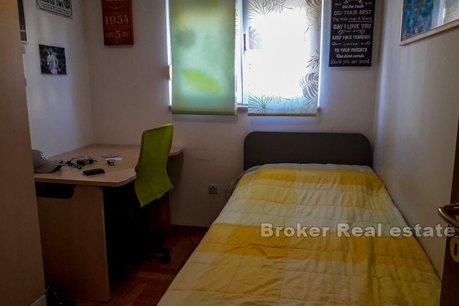 Split, Znjan, comfortable three bedrooms apartment