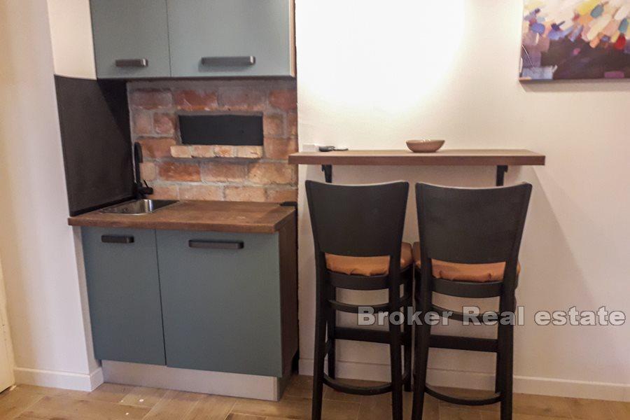 Split, Marjan, neu renovierte Wohnung mit zwei Schlafzimmern