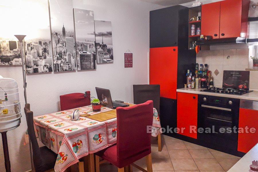 Split, centro, appartamento con due camere da letto