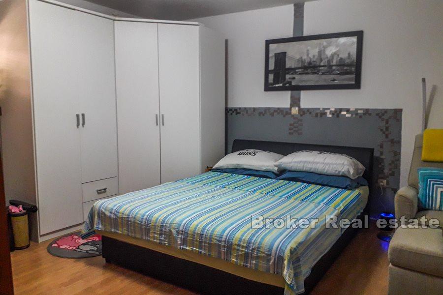 Split, centro, appartamento con due camere da letto