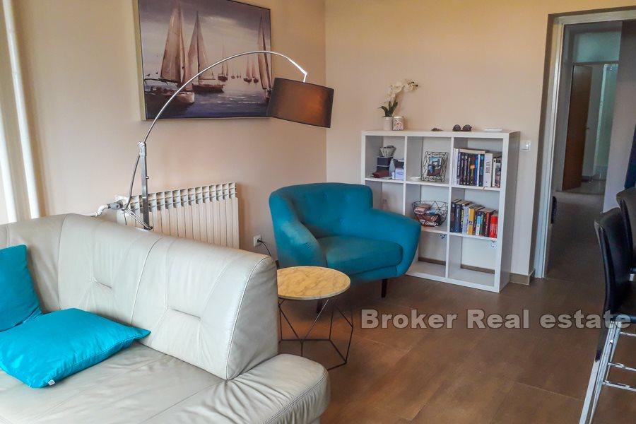 Split, Split 3 - Nowo wyremontowany apartament z dwiema sypialniami i loggią