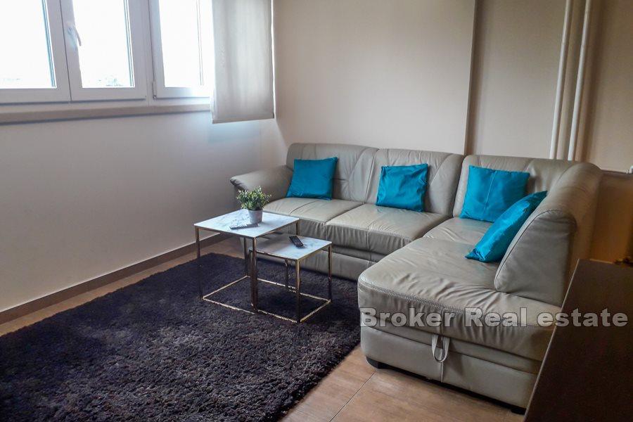 Split, Split 3 - Nowo wyremontowany apartament z dwiema sypialniami i loggią