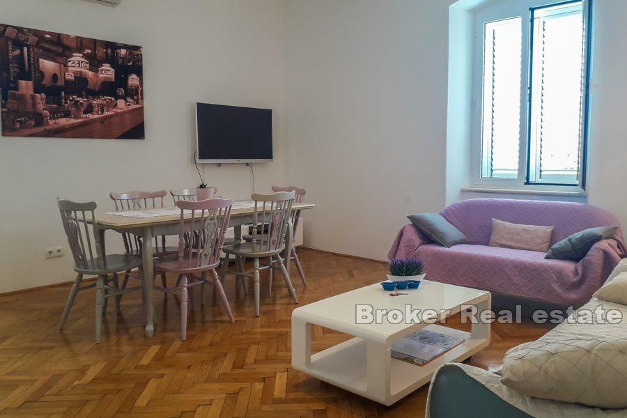 Split sentrum - Renovert leilighet med 3 soverom