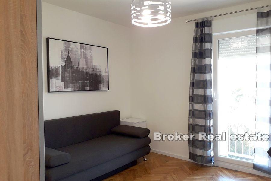 Split, Gripe - Newly renovated apartment with sea view