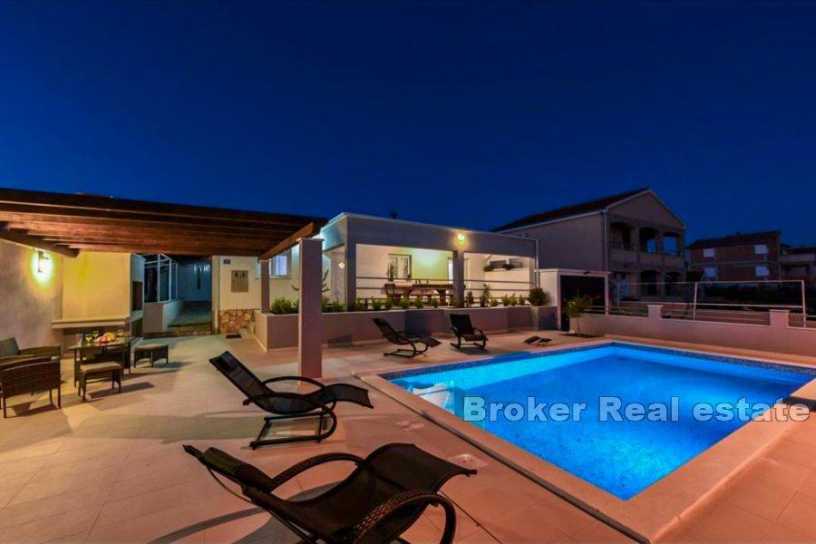 Zadar - Piękny dom z widokiem na morze