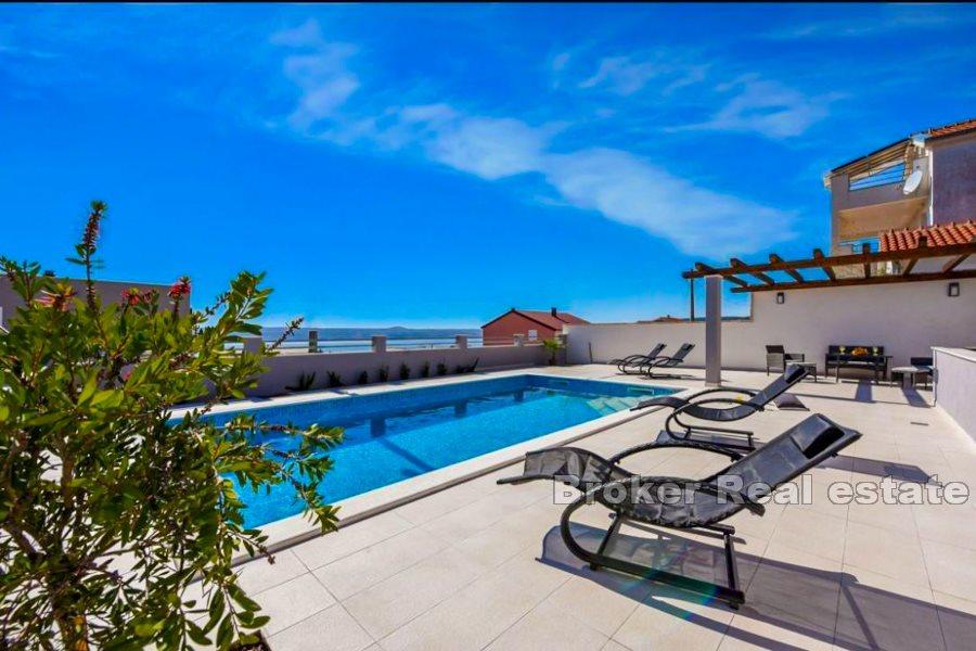 Zadar - Piękny dom z widokiem na morze