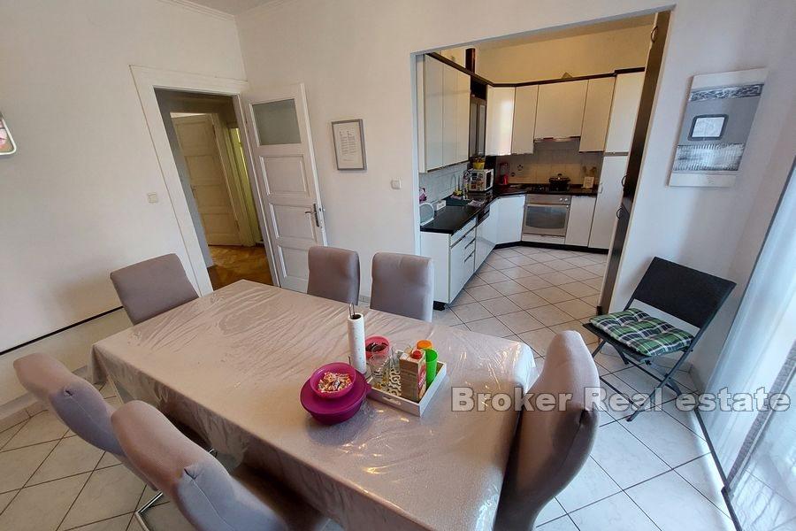 Split, Manuš - elegancki apartament z trzema sypialniami w centrum miasta