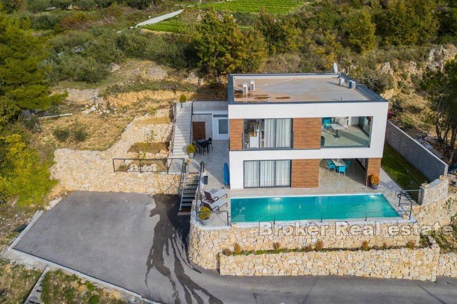Près de Split - Villa avec piscine et vue dégagée