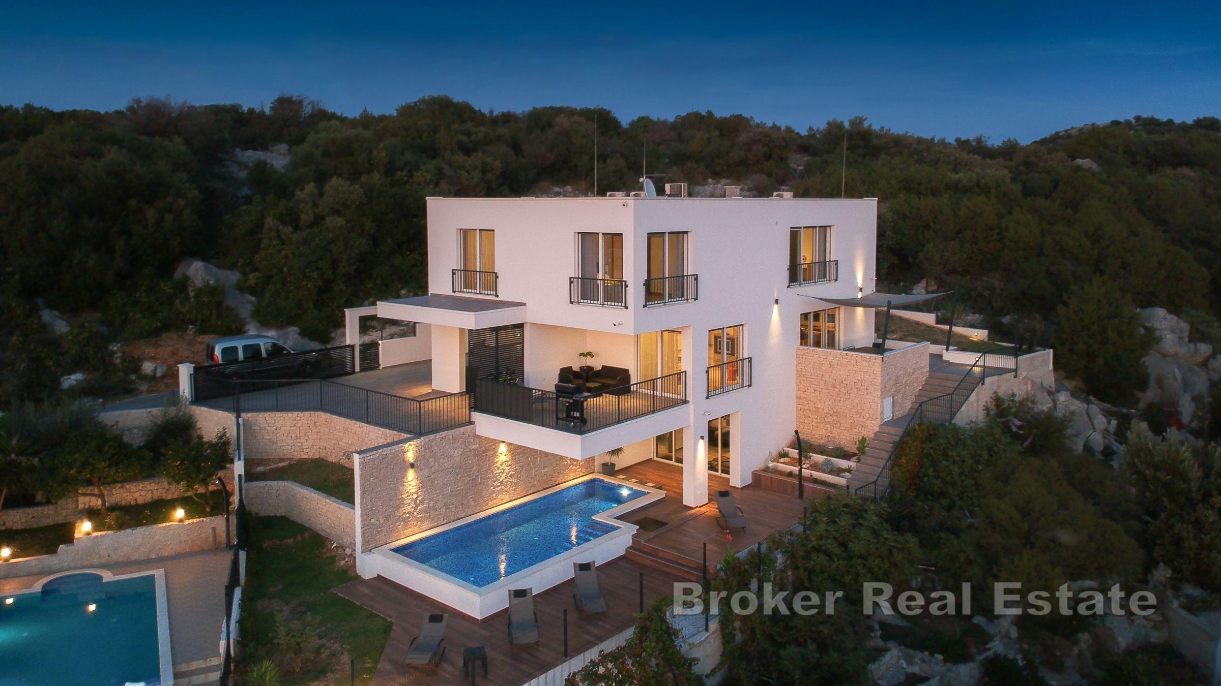 Île de Ciovo - Villa moderne avec vue dégagée