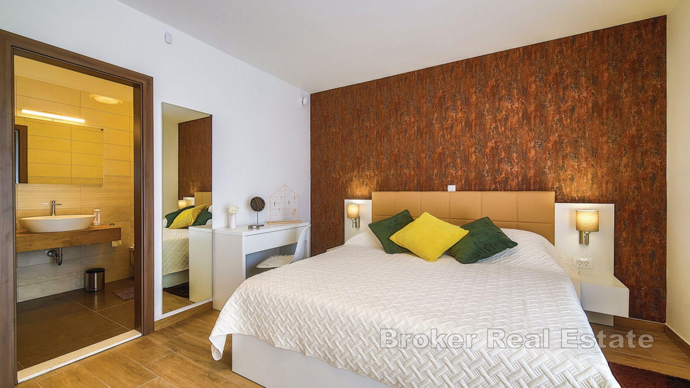 Île de Ciovo - Villa moderne avec vue dégagée