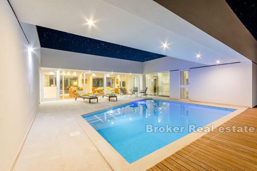 Brac - Villa di lusso con piscina