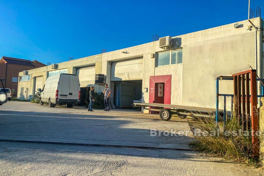 Kastela - Local commercial, 288m2
