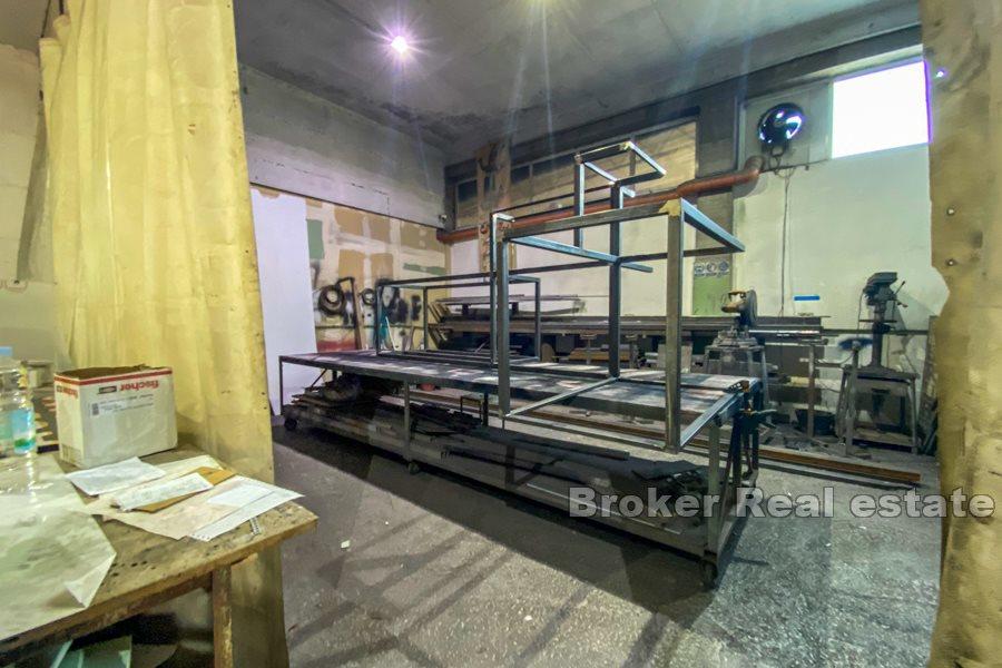 Kastela - Local commercial, 288m2