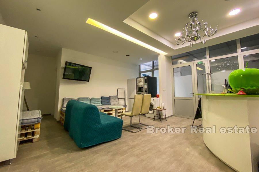 Split, Blatine - Kommersiell plass på et hyppig sted