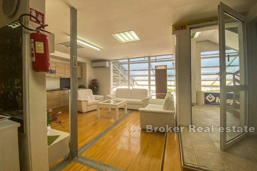 Split area - Commercial space, 1535m2