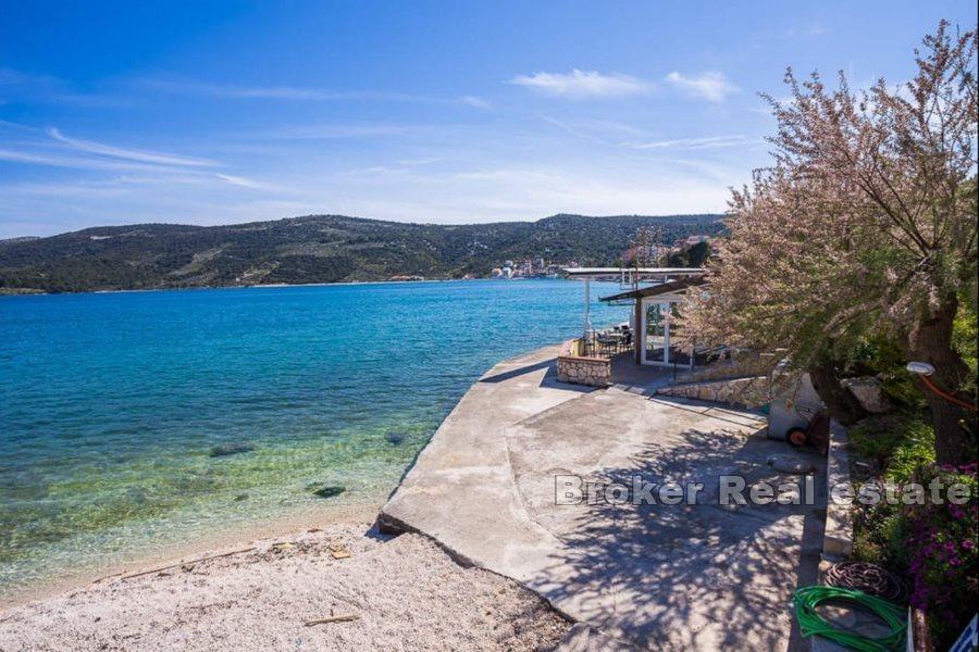 Trogir - Weitere Baugrundstücke, 100 m vom Meer entfernt