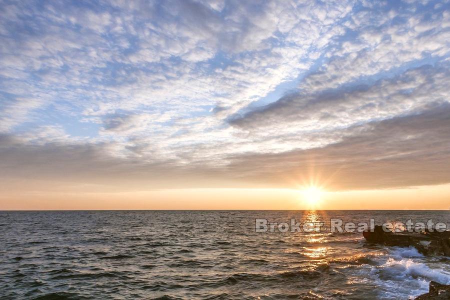 Vinisce - Bauland, erste Reihe zum Meer