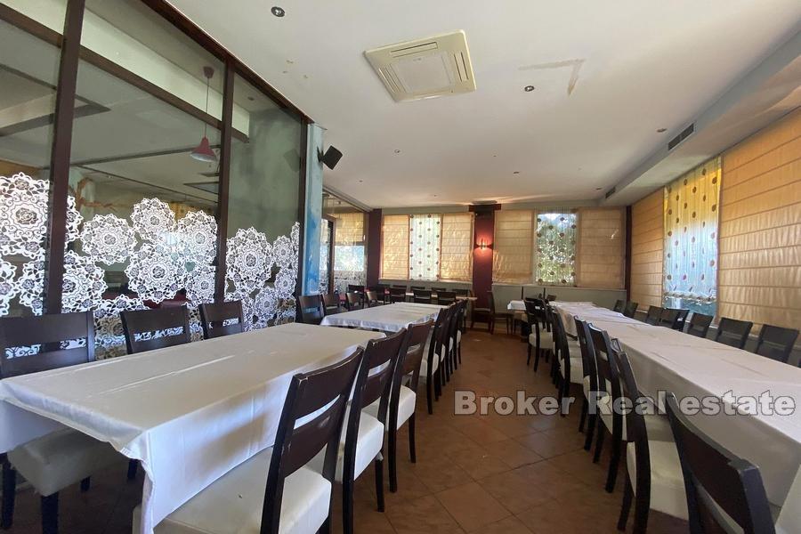 Split - Fully equipped catering facility / restaurant