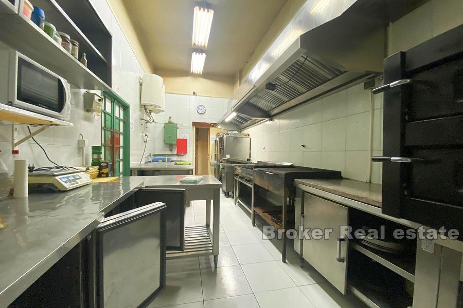 Split - Fully equipped catering facility / restaurant