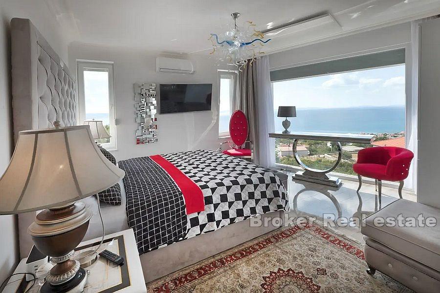 Blisko Splitu - Nowoczesna nowo wybudowana willa z widokiem na morze