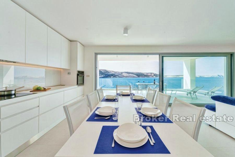 Island of Pag - Penthouse in the first row to the sea