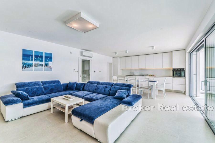 Island of Pag - Penthouse in the first row to the sea