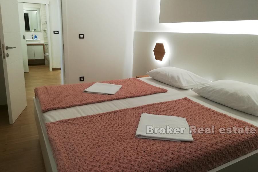 Makarska - Luxusní apartmán se dvěma ložnicemi