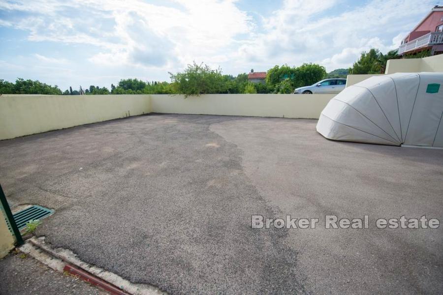 In der Nähe von Sibenik - Apartmenthaus mit Meerblick